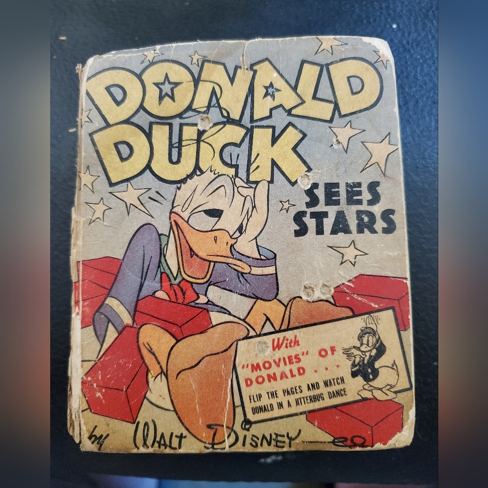 Vintage Donald Duck sees stars book